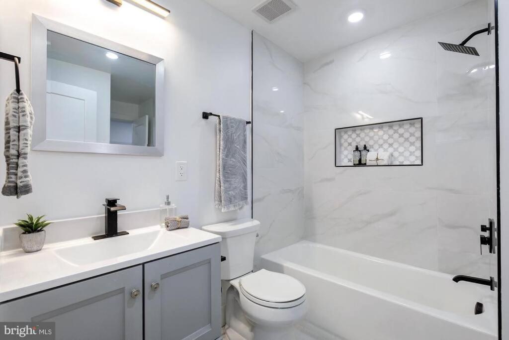 Brandnew Luxury Capitol Hill Apt! Near Free Trolly Distrito de Colúmbia Exterior foto